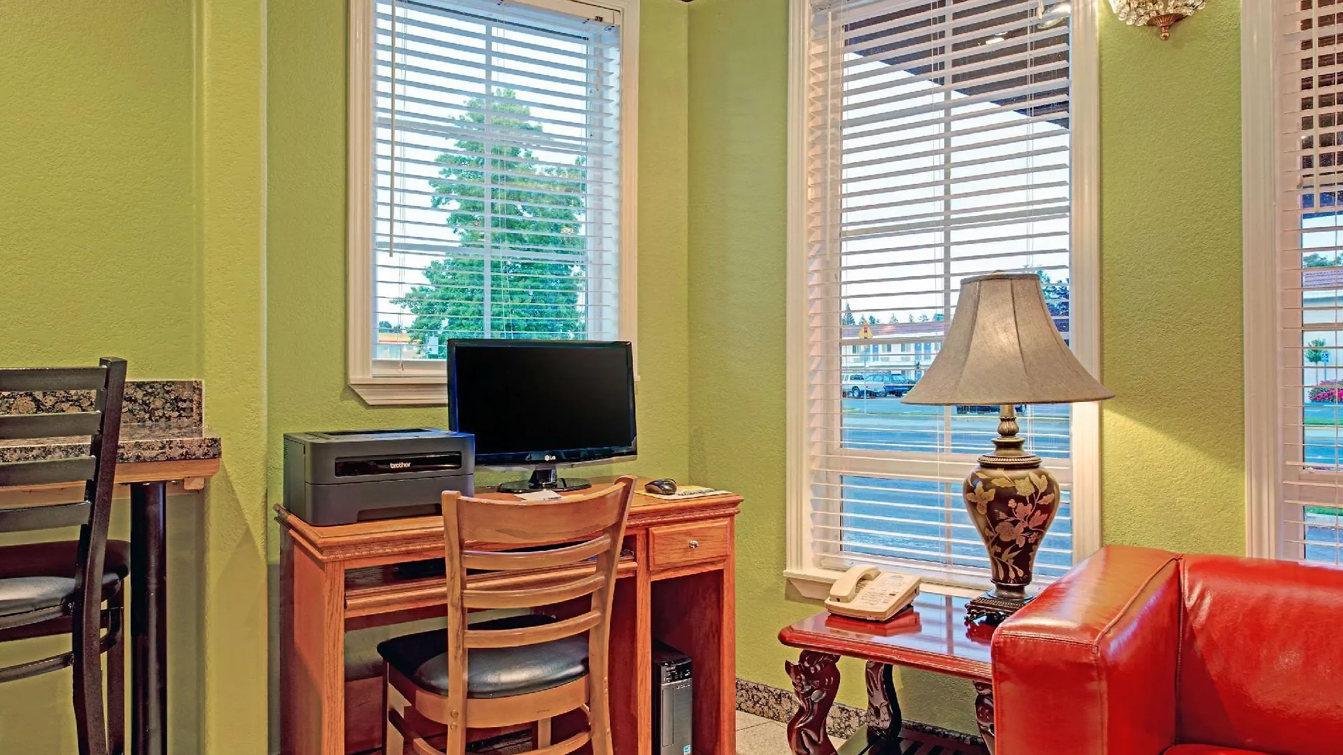 ** Hotel Quality Inn & Suites Sacramento United States