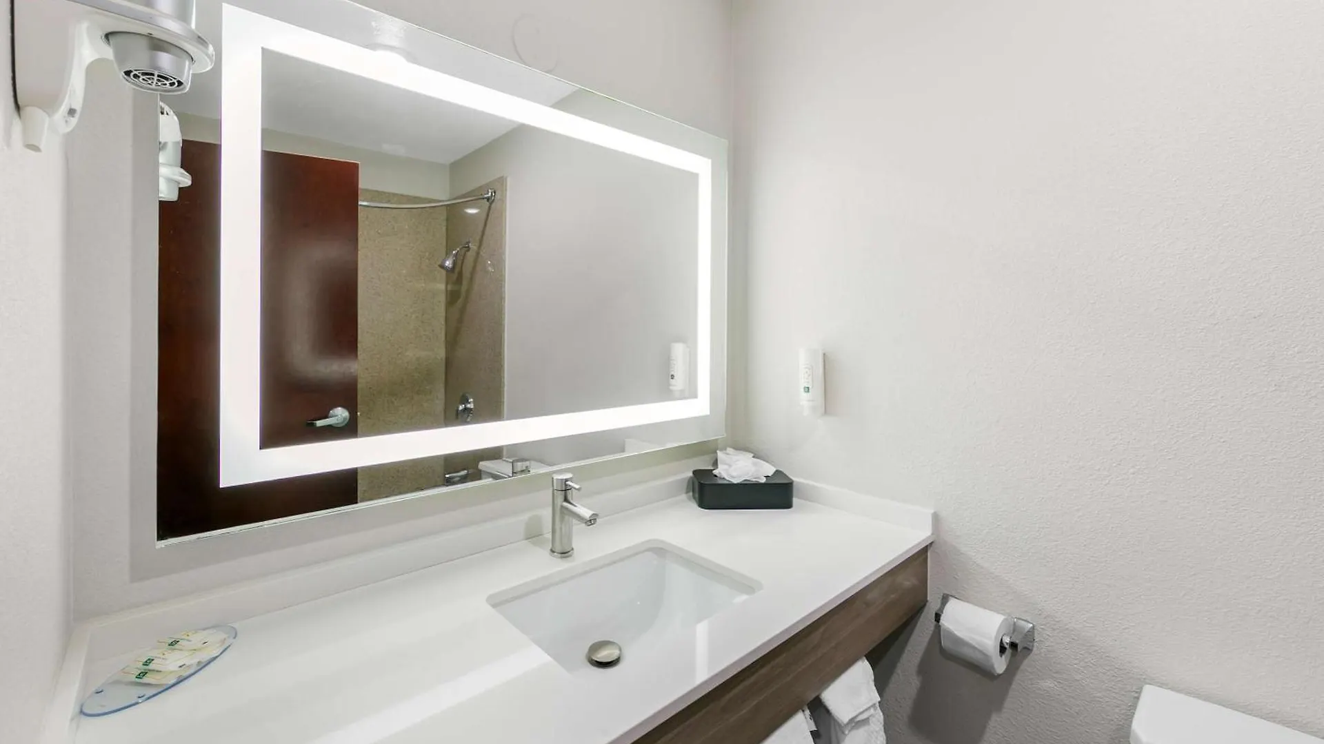 Quality Inn & Suites Sacramento United States