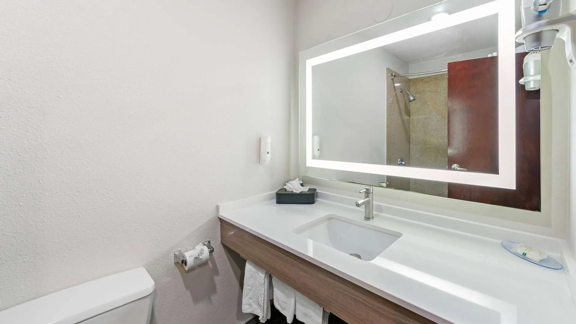 Hotel Quality Inn & Suites Sacramento